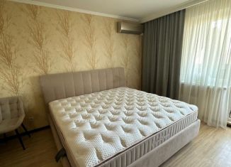 Продам 3-ком. квартиру, 96 м2, Краснодар, Рождественская набережная, 51, микрорайон Юбилейный