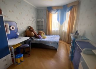 Сдам в аренду 3-ком. квартиру, 120 м2, Анапа, Парковая улица, 31