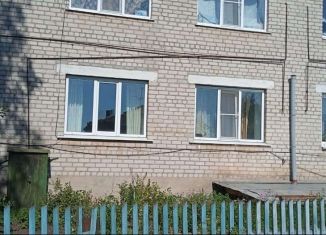 Продажа трехкомнатной квартиры, 76 м2, село Верховажье, Первомайская улица, 11