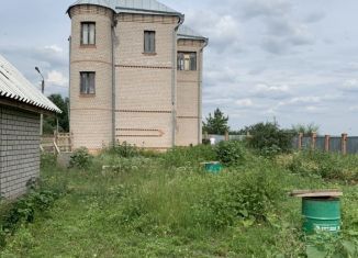 Продам дом, 200 м2, поселок городского типа Алексеевка
