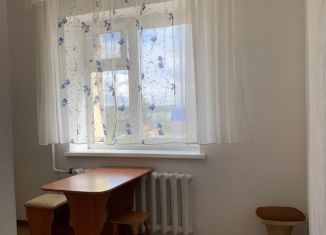 Сдам 2-комнатную квартиру, 64 м2, Олёкминск, улица Карла Миллера, 34