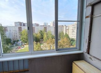Сдается в аренду 2-комнатная квартира, 41 м2, Екатеринбург, Сиреневый бульвар, 19, Сиреневый бульвар