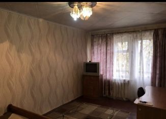 Продается 1-комнатная квартира, 29 м2, Боровичи, Пушкинская улица, 70