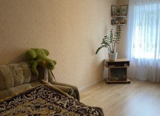 3-комнатная квартира на продажу, 60.7 м2, посёлок городского типа Ветлужский, улица Горького