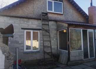 Продаю дом, 100 м2, Камышлов, улица Красных Партизан, 6А