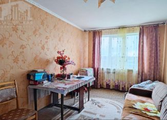 Продам трехкомнатную квартиру, 67.9 м2, село Новопетровское, Полевая улица, 3А