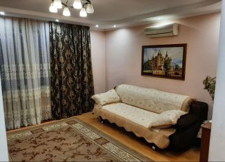 Продажа трехкомнатной квартиры, 65 м2, Невинномысск, улица Гагарина, 66