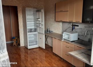 Сдается однокомнатная квартира, 41 м2, Челябинская область, улица Калинина, 16