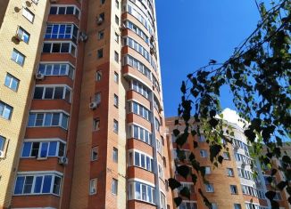 Продам трехкомнатную квартиру, 99 м2, Курская область, улица Челюскинцев, 25