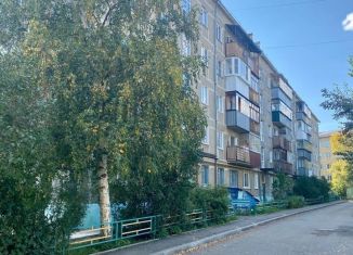 2-комнатная квартира на продажу, 45.6 м2, Верхний Уфалей, улица Бабикова, 68А