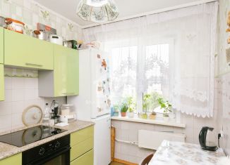 3-комнатная квартира на продажу, 61 м2, Новосибирск, улица Кропоткина, 104, метро Гагаринская