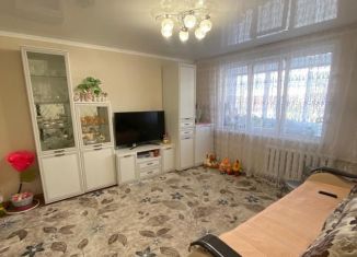 Продается двухкомнатная квартира, 45.8 м2, Менделеевск, улица Химиков, 2