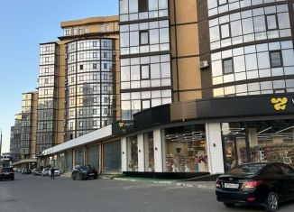 Продается 3-комнатная квартира, 164 м2, Каспийск, проспект Акулиничева, 6