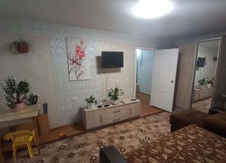 Сдам в аренду 2-комнатную квартиру, 44 м2, Воткинск, улица 1 Мая, 161