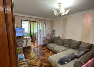 Продажа трехкомнатной квартиры, 63 м2, Владикавказ, проспект Коста, 286к3, 4-й микрорайон