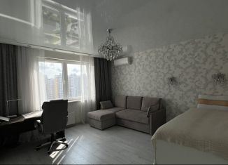 Сдается 1-ком. квартира, 40 м2, Московский, улица Лаптева, 4