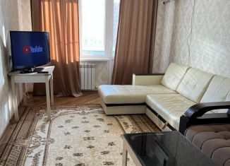 Аренда 2-ком. квартиры, 55 м2, Дагестан, улица Сталина, 1