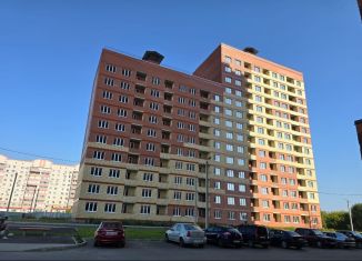 Продаю 1-ком. квартиру, 37 м2, Ярославская область, Красноборская улица, 32А