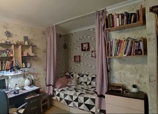 Сдам 1-ком. квартиру, 30 м2, Новороссийск, улица Исаева, 13