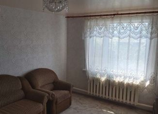 Трехкомнатная квартира в аренду, 70 м2, Хакасия, Студенческая улица, 3