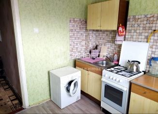 Продажа 1-ком. квартиры, 37 м2, Мурманск, улица Адмирала Флота Лобова, 60