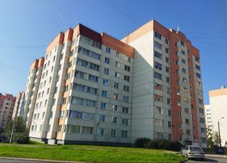 Продается трехкомнатная квартира, 70.1 м2, Красное Село, улица Спирина, 7к1