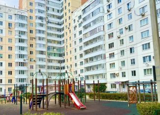 Продам 2-комнатную квартиру, 55 м2, Пермский край, Камышловская улица, 21