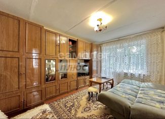 Продается трехкомнатная квартира, 51.4 м2, Ленинск-Кузнецкий, улица Григорченкова, 1