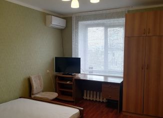 Сдается 2-ком. квартира, 48 м2, Геленджик, микрорайон Парус, 4