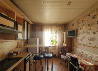 Сдача в аренду 2-ком. квартиры, 67 м2, Апрелевка, улица Цветочная Аллея, 15