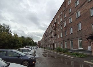 Трехкомнатная квартира на продажу, 79 м2, Кемеровская область, проспект Курако, 8