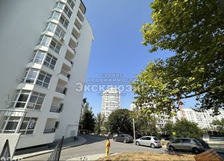 Продажа 1-комнатной квартиры, 52 м2, Севастополь, улица Степаняна, 9А