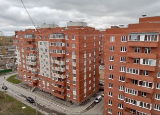 Продаю 2-ком. квартиру, 65 м2, Омск, ЖК Созвездие, улица 1-я Красной Звезды, 71