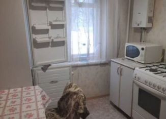 Продам 1-ком. квартиру, 31 м2, Новомосковск, улица Дружбы, 17А