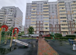 2-комнатная квартира на продажу, 55 м2, Красноярск, улица Урванцева, 15, ЖК Зелёный Городок