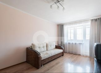 Продам 3-комнатную квартиру, 63 м2, Казань, Светлая улица, 18, Кировский район