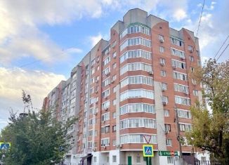 Продается 3-комнатная квартира, 80 м2, Ростовская область, улица Карла Либкнехта, 112