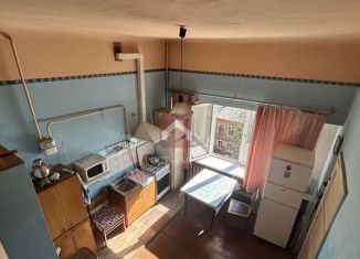 Продается 2-ком. квартира, 47 м2, Саратов, Провиантская улица, 7