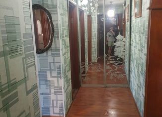 Сдаю трехкомнатную квартиру, 70 м2, Подольск, проспект 50 лет Октября, 17А