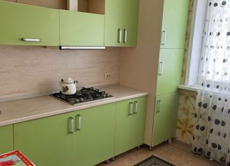 Сдаю 1-ком. квартиру, 40 м2, Дагестан, улица Джамалутдина Атаева, 24Бк1