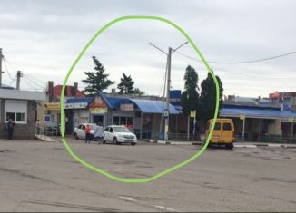 Продается торговая площадь, 40 м2, станица Ленинградская, улица Кооперации, 88