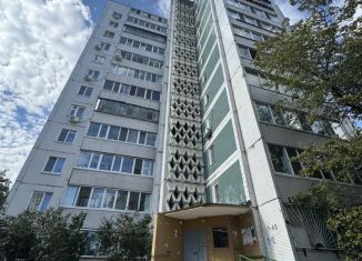 Продам трехкомнатную квартиру, 65 м2, Ульяновская область, улица 40-летия Победы, 6