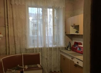 Продается 2-ком. квартира, 57.1 м2, Екатеринбург, Кировградская улица, 62, метро Машиностроителей