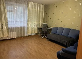 Сдается 1-ком. квартира, 40 м2, Кемеровская область, улица Кирова, 39