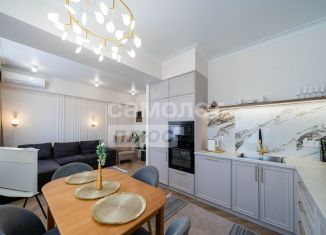 Продам трехкомнатную квартиру, 80 м2, Хабаровский край, улица Ленина, 8