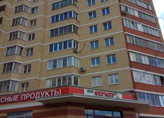 Сдам 2-ком. квартиру, 72 м2, Домодедово, улица Кирова, 13к1