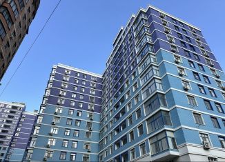 Продается 2-комнатная квартира, 84 м2, Махачкала, проспект Петра I, 103Бк2