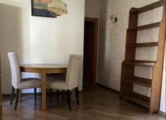 Сдача в аренду 2-ком. квартиры, 45 м2, Санкт-Петербург, 1-я линия Васильевского острова, 54, метро Чкаловская