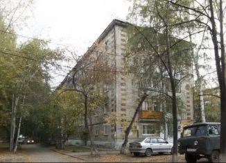 Продаю трехкомнатную квартиру, 63 м2, Тюмень, проезд Геологоразведчиков, 38