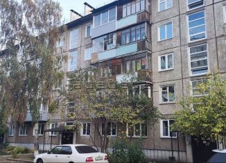 Продам 2-ком. квартиру, 43.3 м2, Красноярский край, Парашютная улица, 66А